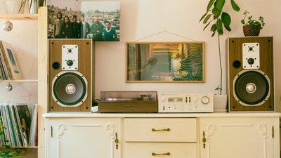 Good speakers are a must for people who consume a lot of content. Check out these options from the Amazon Republic Day Sale. (Pexels) Good speakers are a must for people who consume a lot of content. Check out these options from the Amazon Republic Day Sale. (Pexels)