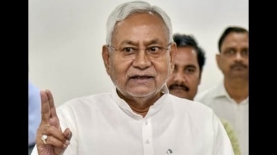 JDU leaders staged a day-long sit-in protest at the Manyavar Kanshiram Eco-Garden in Lucknow . (HT Photo)