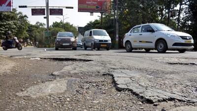 PMC is yet to take action against ten blacklisted road contractors who were responsible in carrying out shoddy road work, which lead to potholes during the monsoon season. ((PIC FOR REPRESENTATION)) PMC is yet to take action against ten blacklisted road contractors who were responsible in carrying out shoddy road work, which lead to potholes during the monsoon season. ((PIC FOR REPRESENTATION))