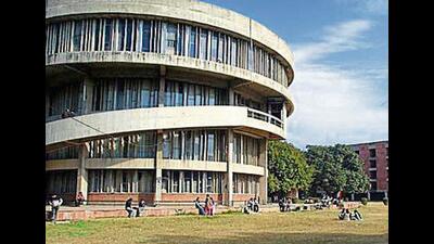 Panjab University held a special academic event to discuss pertinent issues with particular focus on the National Credit Framework. (HT File)