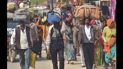 Pilgrims have started arriving in Prayagraj ahead of Mauni Amavasya on January 21. (Anil Kumar Maurya/HT Photo) Pilgrims have started arriving in Prayagraj ahead of Mauni Amavasya on January 21. (Anil Kumar Maurya/HT Photo)
