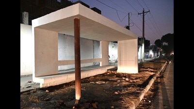 The bus queue shelters, having a capacity of 12 people, are being built with reinforced cement concrete, which compared to metal, will remain cooler in summer. (Keshav Singh/HT) The bus queue shelters, having a capacity of 12 people, are being built with reinforced cement concrete, which compared to metal, will remain cooler in summer. (Keshav Singh/HT)