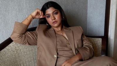 Fan behaves inappropriately with Aparna Balamurali at an event.