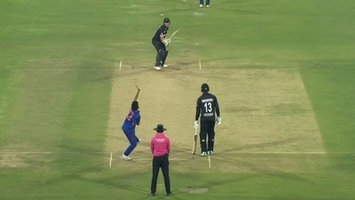 Shardul Thakur bowled the perfect yorker to dismiss Bracewell