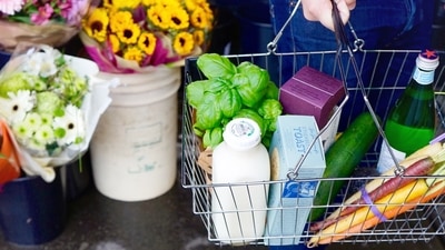 Avoid having junk food in the house: Don't keep unhealthy snacks in the house, or at least keep them out of reach. Make sure to have an environment that supports your goal. If you want to get fit and make better food choices, don't buy tempting food and store it at your pantry. Buy food which require you to actually cook instead of instant biscuits or chips or noodles. (Unsplash) Avoid having junk food in the house: Don't keep unhealthy snacks in the house, or at least keep them out of reach. Make sure to have an environment that supports your goal. If you want to get fit and make better food choices, don't buy tempting food and store it at your pantry. Buy food which require you to actually cook instead of instant biscuits or chips or noodles. (Unsplash)