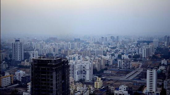 Maharashtra government signed memorandum of understanding (MoUs) with six companies at the World Economic Forum (WEF), Davos, Switzerland (HT FILE PHOTO)