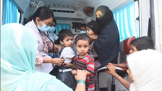 Mumbai has seen one measles death this year and 17 since the outbreak in October 2022. The city has so far seen 601 laboratory-confirmed measles cases. “There will be sporadic cases but we have to stop the number of outbreaks by increasing the vaccination coverage,” said Dr Salunkhe. (HT PHOTO)