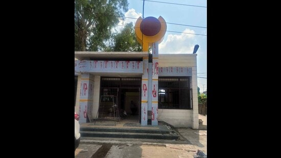 The BJP leader said that opening of 500 Aam Aadmi Clinics is a mere public relations stunt to divert attention from AAP government’s neglect towards healthcare in Punjab. (HT file photo) The BJP leader said that opening of 500 Aam Aadmi Clinics is a mere public relations stunt to divert attention from AAP government’s neglect towards healthcare in Punjab. (HT file photo)
