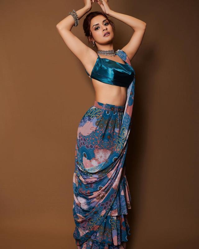 Avneet Kaur in a tiered style saree (Photo: Instagram) Avneet Kaur in a tiered style saree (Photo: Instagram)