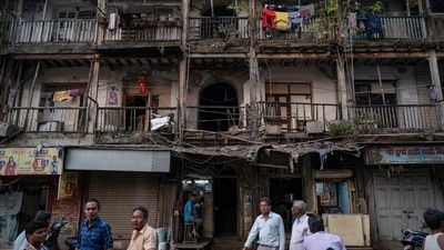 A view of an old dilapidated building in Kamathipura, on January 6. Instead of redeveloping individual buildings, several buildings will be jointly taken up for redevelopment. Still, while the Maharashtra Housing and Area Development Authority (MHADA) has already been appointed as the nodal authority for the project, it may be some time before Kamathipura’s crumbling warrens make way for shiny skyscrapers as envisaged. &nbsp; (Satish Bate / HT Photo)