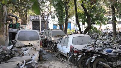 A large number of vehicles seized for violating traffic rules are parked in Ghaziabad Kotwali Sihani Gate police station. (Sakib Ali/HT Photo) A large number of vehicles seized for violating traffic rules are parked in Ghaziabad Kotwali Sihani Gate police station. (Sakib Ali/HT Photo)