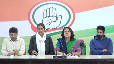 Congress spokesperson Supriya Shrinate was joined by Olympic bronze medallist boxer Vijender Singh and Commonwealth Games gold medallist discus thrower Krishna Poonia, both Congress leaders, at a press conference in New Delhi on Friday. (Video grab)