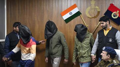 Gurugram, India-January 20, 2023: A team of crime branch sector-39 arrested the three accused for robbing rupees eight lakhs after assaulting a person called to exchange dollars, in Gurugram, India, on Friday, 20 January 2023. (Photo by Parveen Kumar/Hindustan Times)(Pic to go with Leena Dhankar's story) Gurugram, India-January 20, 2023: A team of crime branch sector-39 arrested the three accused for robbing rupees eight lakhs after assaulting a person called to exchange dollars, in Gurugram, India, on Friday, 20 January 2023. (Photo by Parveen Kumar/Hindustan Times)(Pic to go with Leena Dhankar's story)