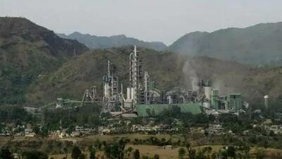Himachal Pradesh government’s fresh attempt to break the 37-day-old deadlock between the Adani Group and truck unions over freight remained inconclusive on Friday. (HT file image for representational purpose) Himachal Pradesh government’s fresh attempt to break the 37-day-old deadlock between the Adani Group and truck unions over freight remained inconclusive on Friday. (HT file image for representational purpose)