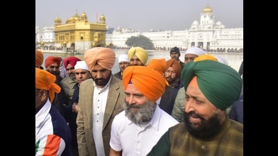 Jakhar said it seems Congress leaders have not learnt any lessons from the past acts of indiscretion committed by them against the honour and dignity of Dr Manmohan Singh while he was holding the office of Prime Minister. (HT File photo)