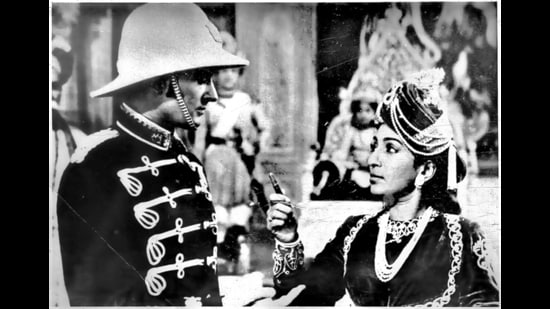 Mehtab in and as Jhansi Ki Rani in the 1953 film directed by Sohrab Modi. (HT Photo)