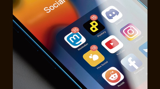 New entrants to the social-media space are doing things differently, allowing users to create semi-private spaces within a platform, encouraging positivity and integrity. Could apps such as Mastodon, Pixstory, Discord and Hive Social edge out the old guard of Instagram, Facebook and Twitter? (Shutterstock)
