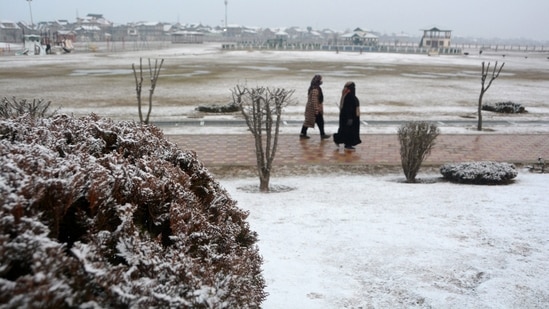Kashmir witnessed fresh snowfall on Friday that led to the closure of the Srinagar-Jammu national highway and impacted flight operations to and from the Valley. (PTI)