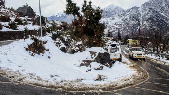 Traffic movement on both sides of the Srinagar-Jammu national highway, the all-weather road connecting Kashmir with the rest of the country, was stopped due to snowfall and shooting stones between Ramban and Banihal, officials said. (PTI)