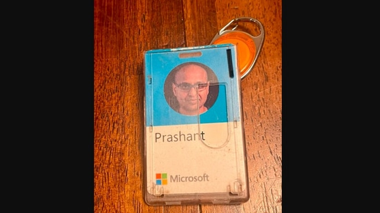 The image shows the ID card of the employee who was fired after 21 years from Microsoft.(LinkedIn/@Prashant Kamani)