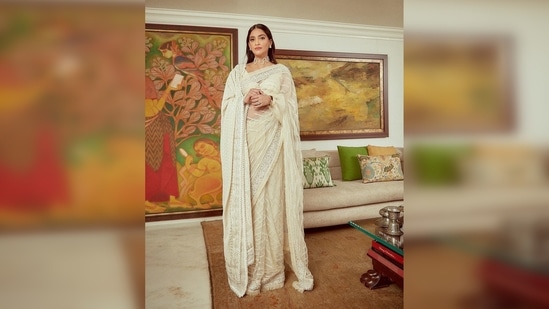 Sonam Kapoor's saree is a creation of the famous designer duo Abu Jani and Sandeep Khosla. (Instagram/@sonamkapoor)