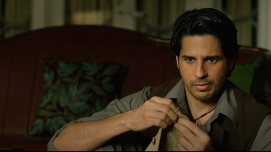 Mission Majnu movie review: Sidharth Malhotra's charming performance is marred by a weak story.