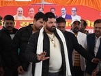 Wrestling Federation of India (WFI) president Brij Bhushan Sharan Singh (C) arrives to address a press conference in Gonda on January 20, 2023, following allegations of sexual harassment to wrestlers by members of the WFI. (Photo by AFP)(AFP) Wrestling Federation of India (WFI) president Brij Bhushan Sharan Singh (C) arrives to address a press conference in Gonda on January 20, 2023, following allegations of sexual harassment to wrestlers by members of the WFI. (Photo by AFP)(AFP)