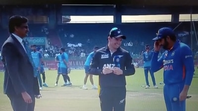Rohit Sharma suffers epic brain fade after winning toss in 2nd ODI Rohit Sharma suffers epic brain fade after winning toss in 2nd ODI