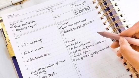 Review and Reflect: At the end of the day, it's important to take some time to review your progress and reflect on what you've accomplished. This will help you identify areas where you can improve, so you can be even more productive tomorrow.(Pinterest)