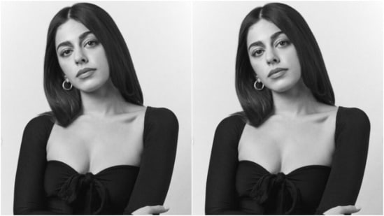 Assisted by makeup artist Divya Shetty, Alaya decked up in nude eyeshadow, black eyeliner, mascara-laden eyelashes, contoured cheeks and a shade of nude lipstick. (Instagram/@alayaf)