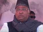 Congress chief Mallikarjun Kharge gave an ‘F’ to the Modi government for decline in the number of students who are able to read textbooks.