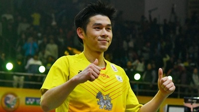 Kunlavut Vitidsarn gestures after winning against Denmark's Viktor Axelsen during their men's singles final match of the India Open 2023 in New Delhi on January 22, 2023. (AFP) Kunlavut Vitidsarn gestures after winning against Denmark's Viktor Axelsen during their men's singles final match of the India Open 2023 in New Delhi on January 22, 2023. (AFP)