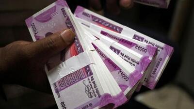 Lavare demanded a bribe of Rs10,000 which was later settled for  ₹6,000. The complainant then approached the ACB and a trap was laid. (REPRESENTATIVE PHOTO)