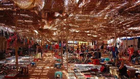 Anjuna Flea Market, Goa: This popular market is held every Wednesday and is known for its bohemian vibe, with vendors selling clothing, jewellery, and other items. You can find a wide variety of shops selling clothing, jewellery, and other items. The market is also famous for its street food options.(pinterest)