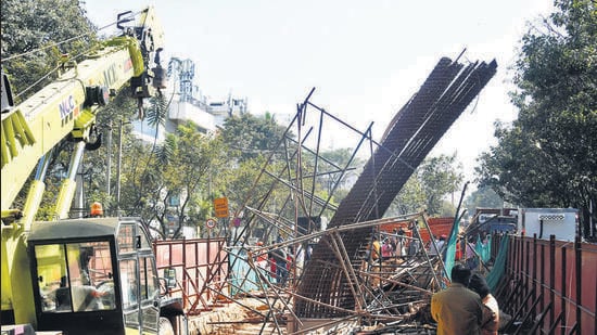 Inadequate support structure for the tall reinforcement cage is the main reason behind the collapse of a metro pillar in Bengaluru (ANI)