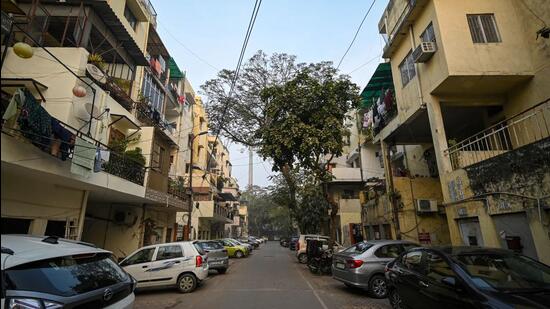 Residents want NCRTC to tweak this proposed corridor, as its construction will cause major disturbance and add to noise pollution in the neighbourhood. (Sanchit Khanna/HT Photo)