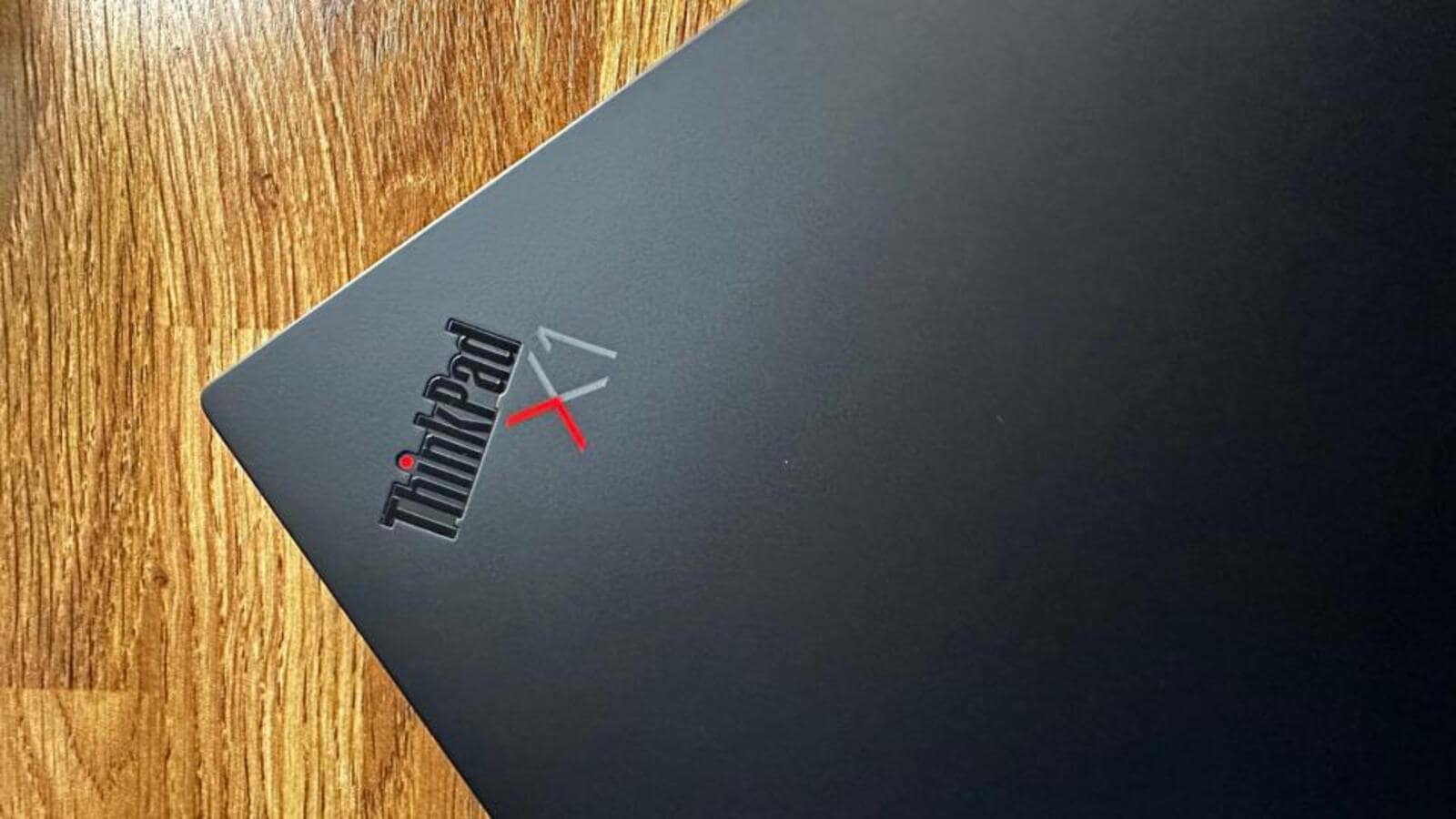 Lenovo's new ThinkPad X1 Carbon stays true to its illustrious