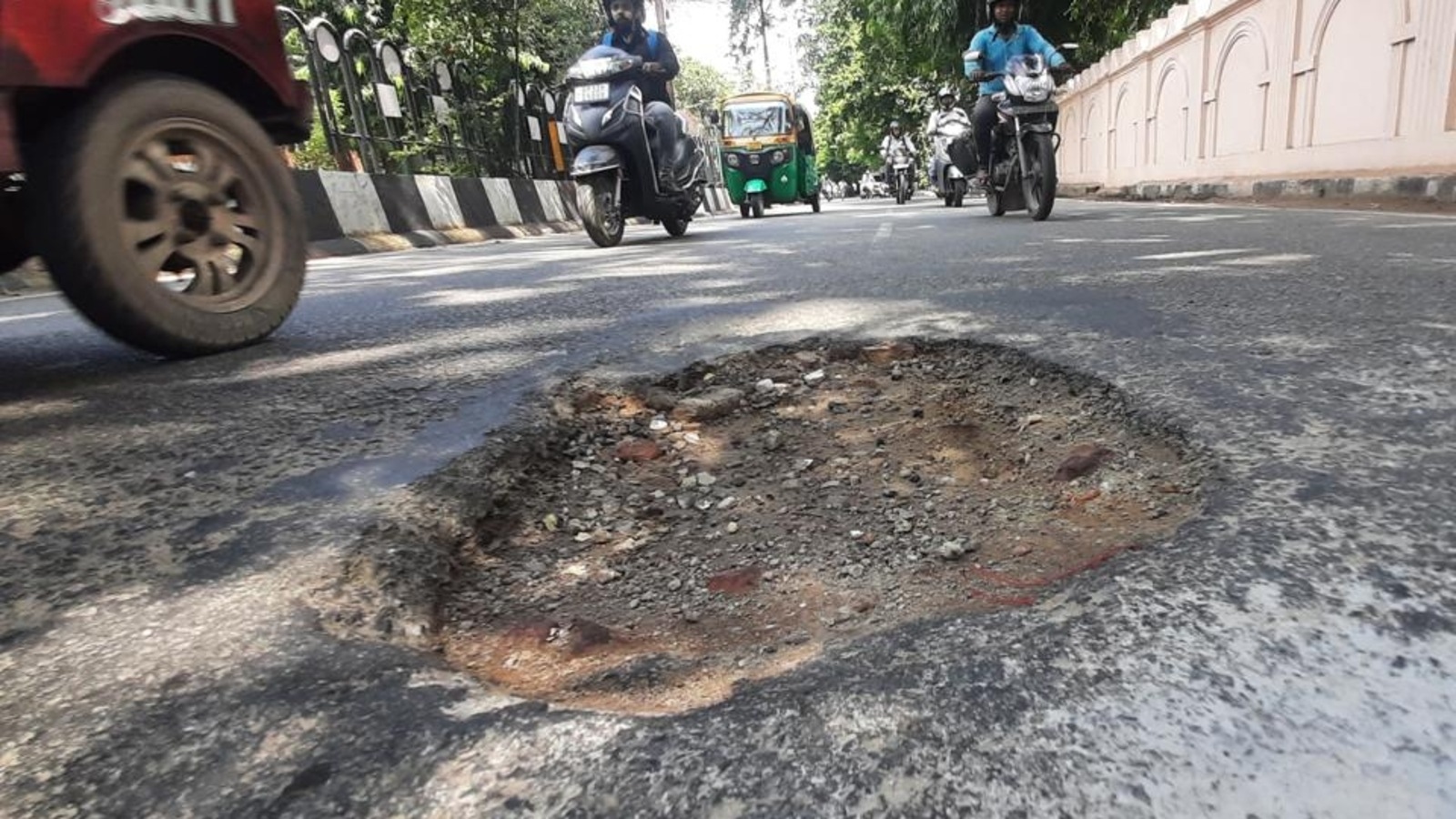 Puducherry: Schoolboy fills pothole after grandfather suffers fracture in mishap