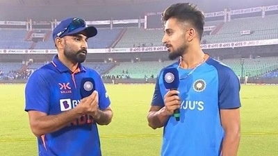 Mohammed Shami with Umran Malik (BCCI)