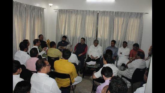 Pune district guardian minister Chandrakant Patil held a review meeting for Kasba Peth bypoll on Monday which was attended by MP, MLAs and party office bearers. (HT PHOTO)