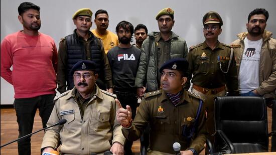 The four accused were arrested by Gautam Budh Nagar police on Sunday night after a gunfight. (Sunil Ghosh/HT Photo) The four accused were arrested by Gautam Budh Nagar police on Sunday night after a gunfight. (Sunil Ghosh/HT Photo)