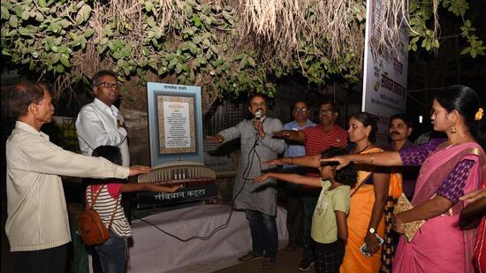 The katta, conducted in Marathi and inaugurated on the 75th anniversary of India’s Independence, has drawn in over 450 participants. At least half are regulars, and about a third so far have been women. (Bachchan Kumar/ HT PHOTO)