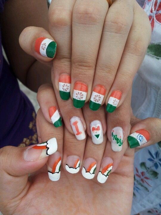 Tricolor nails (pinterest)