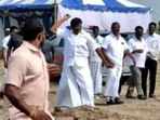 Tamil Nadu Minister SM Nasar throws a stone at party workers in Tiruvallur,(Twitter) Tamil Nadu Minister SM Nasar throws a stone at party workers in Tiruvallur,(Twitter)