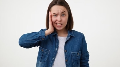 People who clench or grind their teeth while sleeping could be doing that due to certain sleep disorders such as snoring and pauses in breathing. (Freepik) People who clench or grind their teeth while sleeping could be doing that due to certain sleep disorders such as snoring and pauses in breathing. (Freepik)
