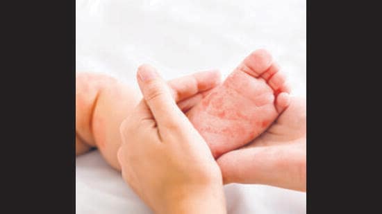 After crossing the Attari border, Dela Bai complained of labour pains following which officials at the Integrated Check Post (ICP), which facilitates movement of passengers from India to Pakistan and vice-versa, arranged an ambulance and rushed the woman to Amritsar civil hospital. (Shutterstock)