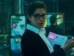 Dimple Kapadia plays the role of a senior intel agent, and Shah Rukh Khan's boss in Pathaan.