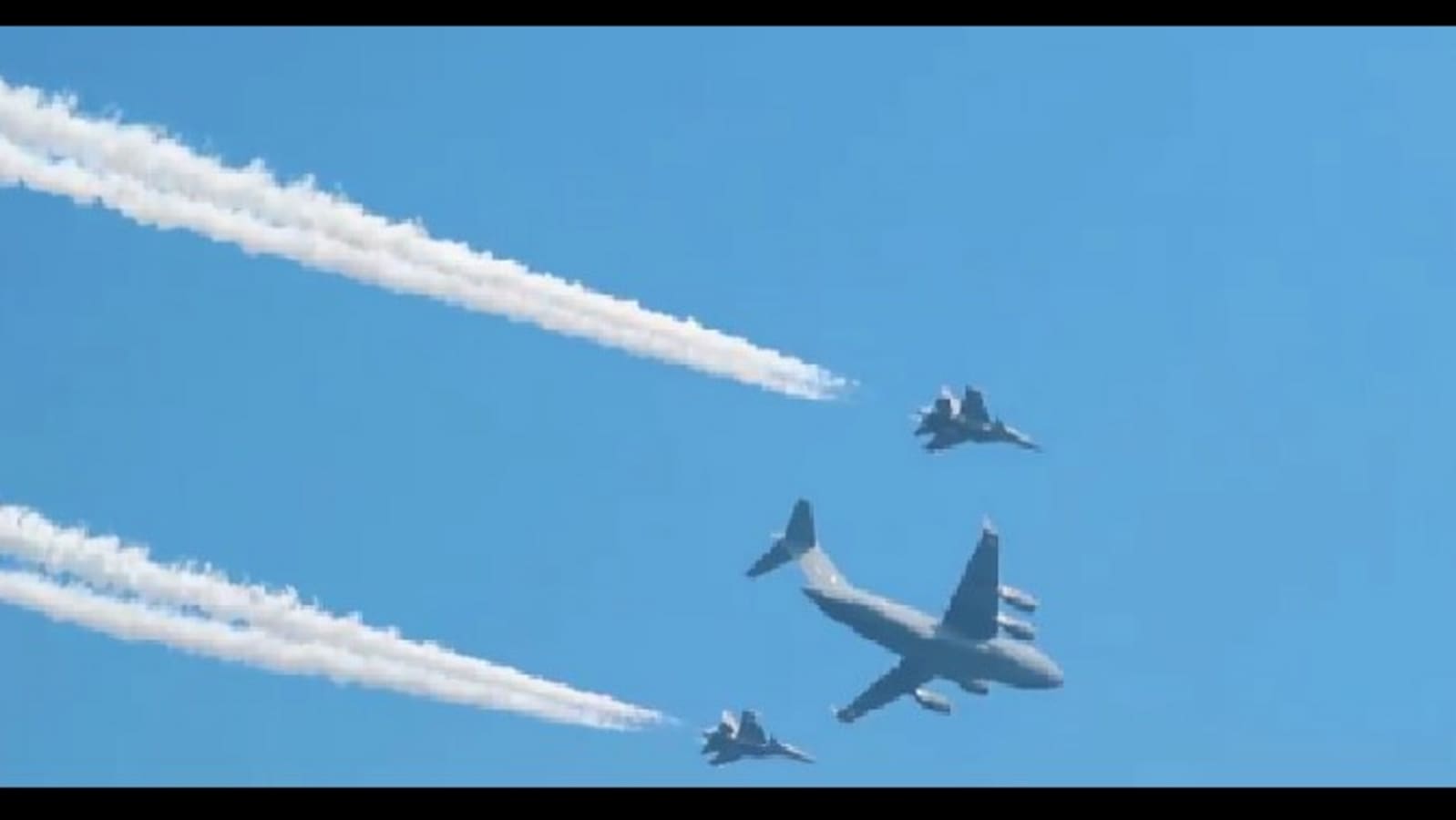 Indian Air Force Shares A Glimpse Of aerial Ballet With 57 Aircraft indian-air-force-shares-a-glimpse-of-aerial-ballet-with-57-aircraft