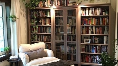 Incorporate natural elements into your decor: Bringing elements of nature into your home can create a sense of warmth and comfort. This can be done through the use of plants, wood accents, and natural fibers. (Pinterest) Incorporate natural elements into your decor: Bringing elements of nature into your home can create a sense of warmth and comfort. This can be done through the use of plants, wood accents, and natural fibers. (Pinterest)