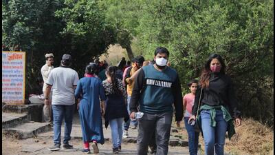The department officials will also have 24 hour patrolling and install 10 additional CCTV at the entry and exit road. (RAVINDRA JOSHI/ HT PHOTO) The department officials will also have 24 hour patrolling and install 10 additional CCTV at the entry and exit road. (RAVINDRA JOSHI/ HT PHOTO)